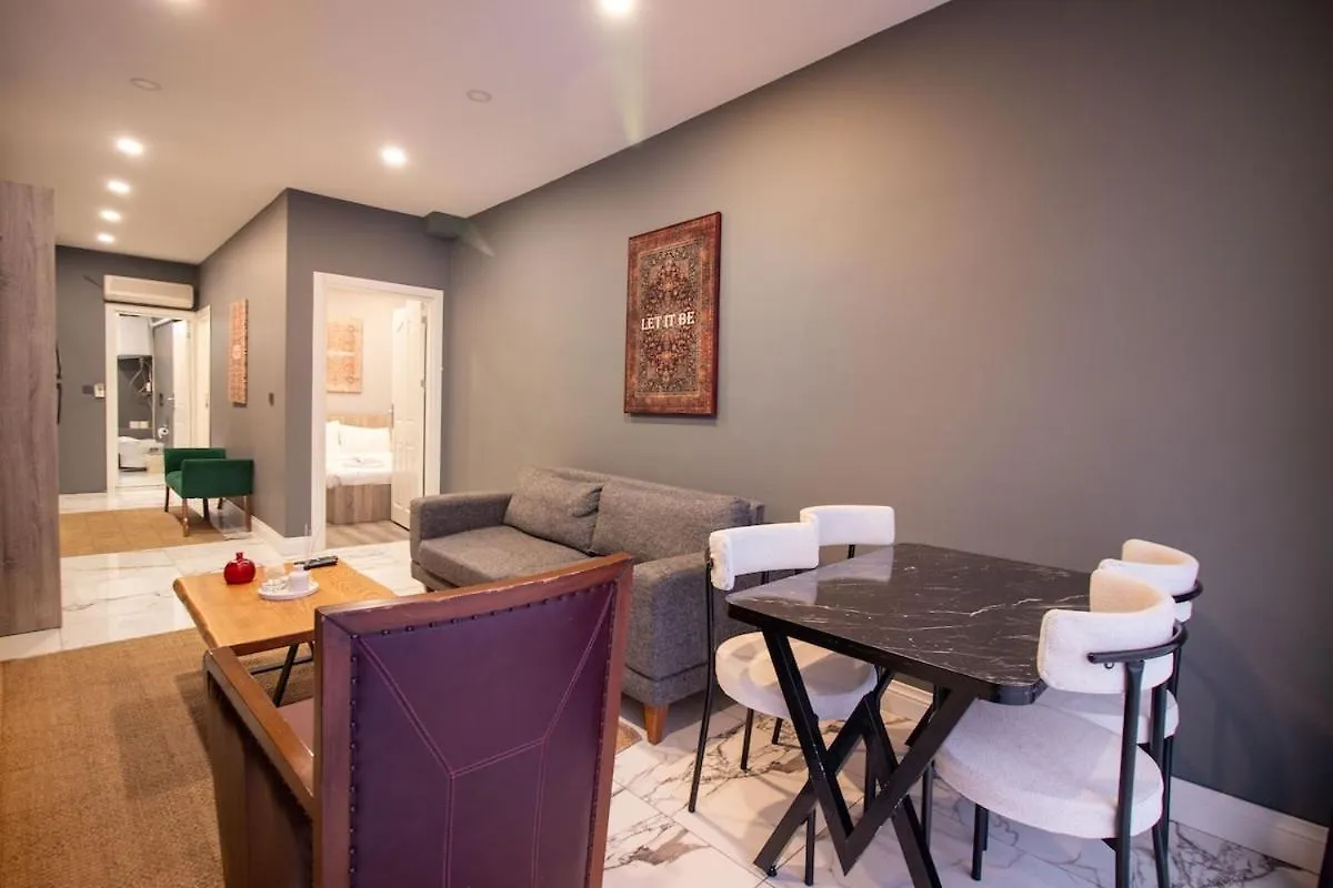 Vibrant 2Br In Samatya Historic Tavern District Estambul