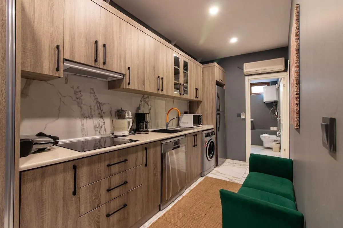 Vibrant 2Br In Samatya Historic Tavern District Estambul Turquía