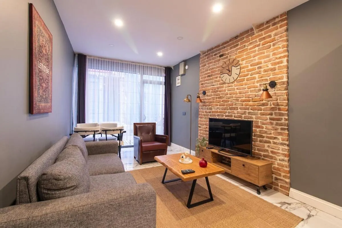 Vibrant 2Br In Samatya Historic Tavern District Estambul